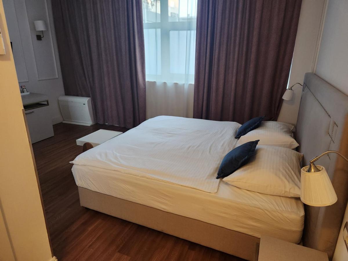Апартаменты Apartman Delux Centar Сплит Экстерьер фото